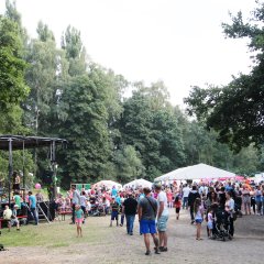 Blick auf den FEZ Platz "Unter den Eichen" in Lohfelden-Vollmarshausen.